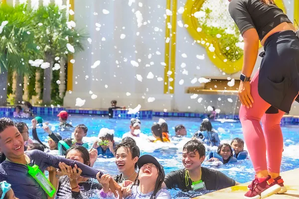Activity-Pool-Gallery-5