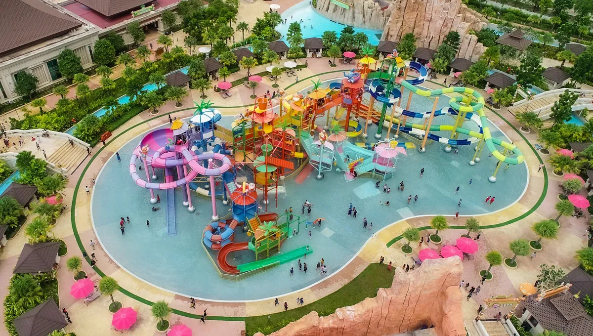 Edwin-Water-Kingdom-slider-3