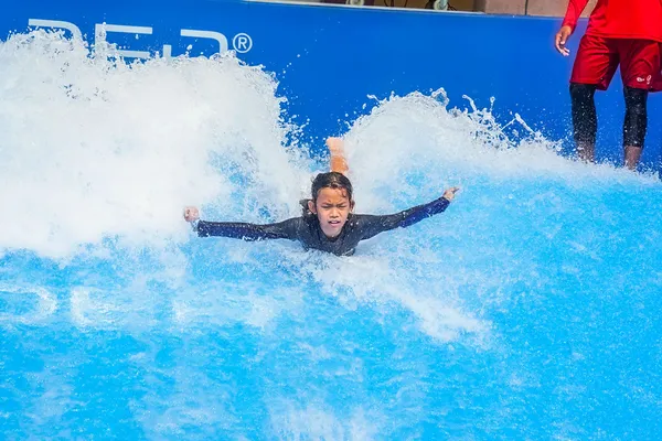 FlowRider-gallery-10-1