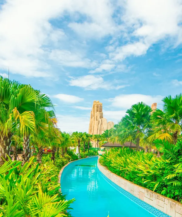 lazyriver-01