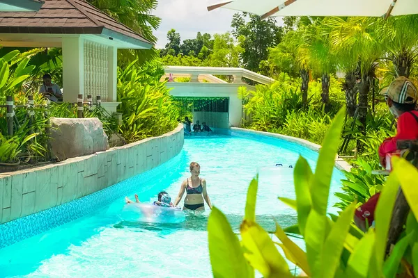 LazyRiver10