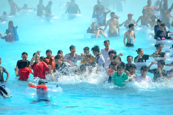 wavepool-03