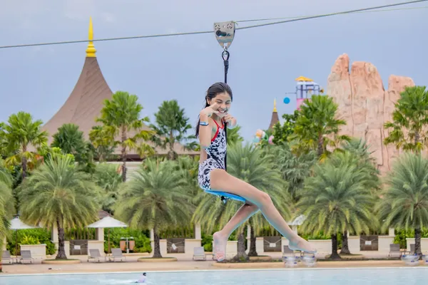 zipline12