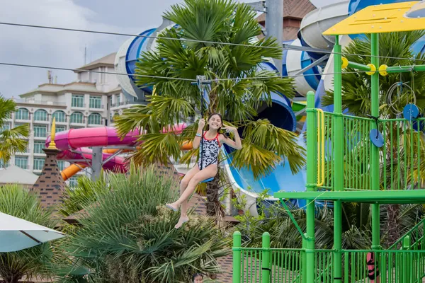 zipline13