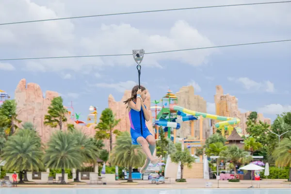 zipline6