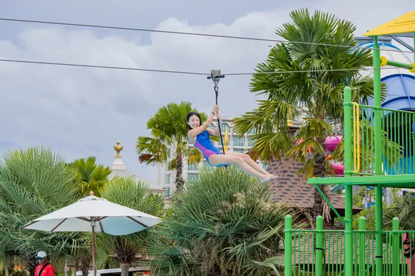 zipline8